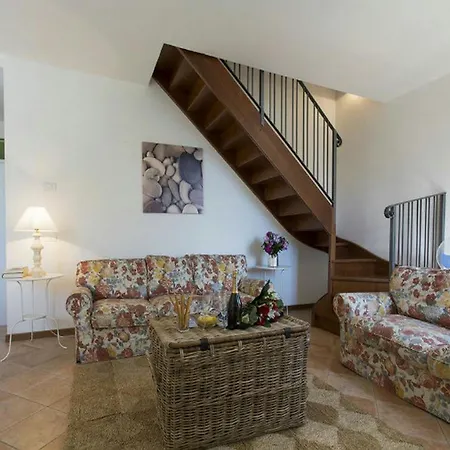 Casa Al Prato Apt. F Διαμέρισμα
